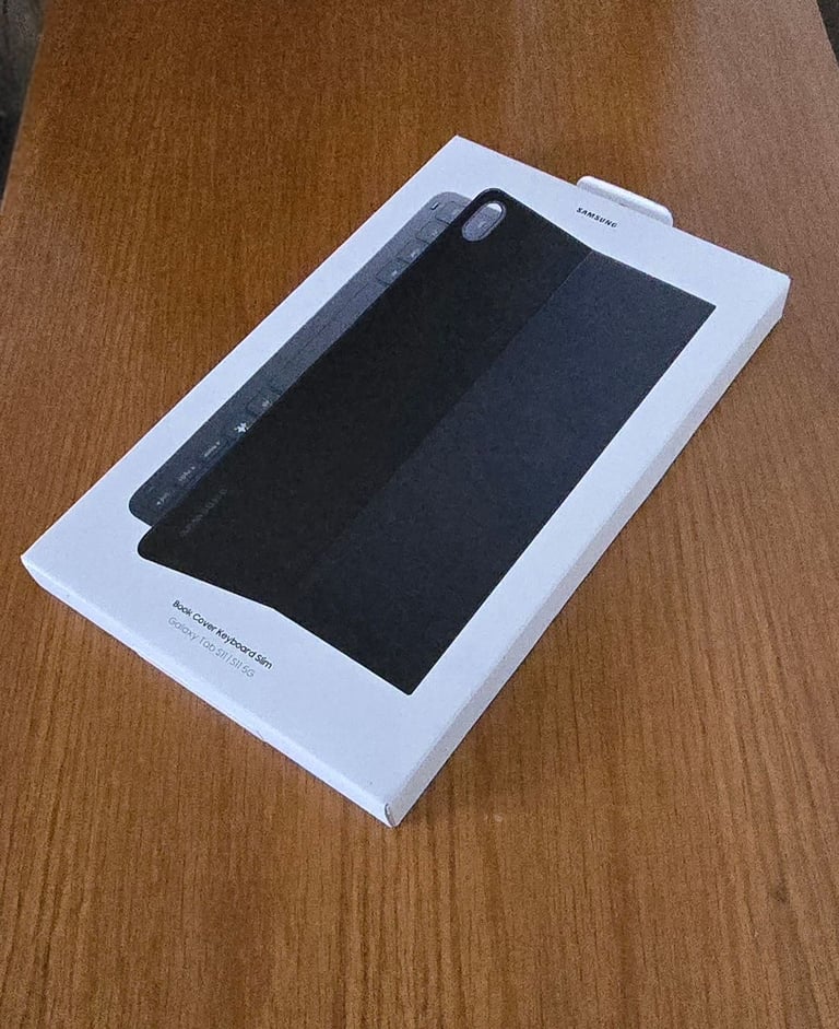 Samsung Galaxy Tab S11 Book Cover Keyboard Slim - New