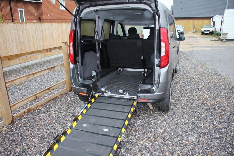 FIAT DOBLO 1.6 MVLTIJET MAXI WHEELCHAIR ACCESS 5 ST 2019