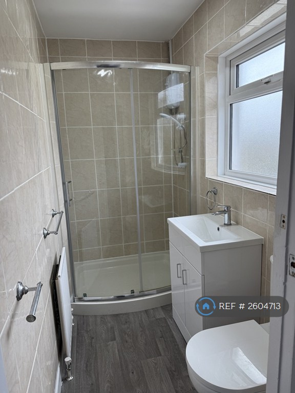 3 bedroom house in Nixon Avenue, Ramsgate, CT12 (3 bed) (#2604713)