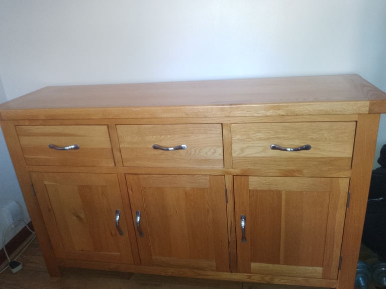Oak table and chairs, oak sideboard