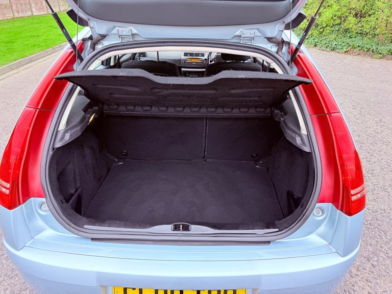 2008 08 CITROEN C4 1.6 VTR PLUS PETROL 5 DOOR MANUAL SAME LADY OWNER SINCE 2009