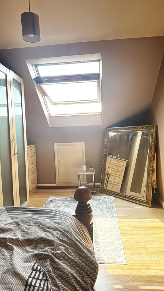 DOUBLE ROOM IN SEVEN KINGS IG3 