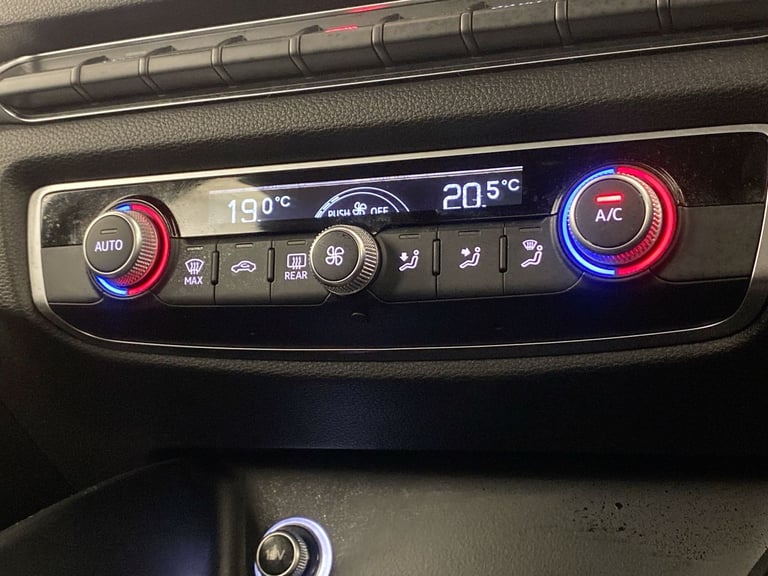  Audi A3 Sportback 1.5 Tfsi Cod 35 S Line Sportback 5dr Petrol Manual Euro 6