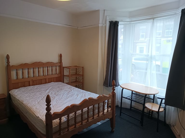 image for Double room in shared house, furnished, all bills included, NR1