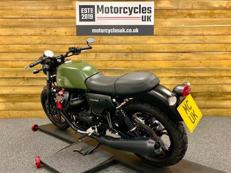 2018 MOTO GUZZI V7 STONE, ONLY 2494 MILES, FSH, COOL ITALIAN RETRO