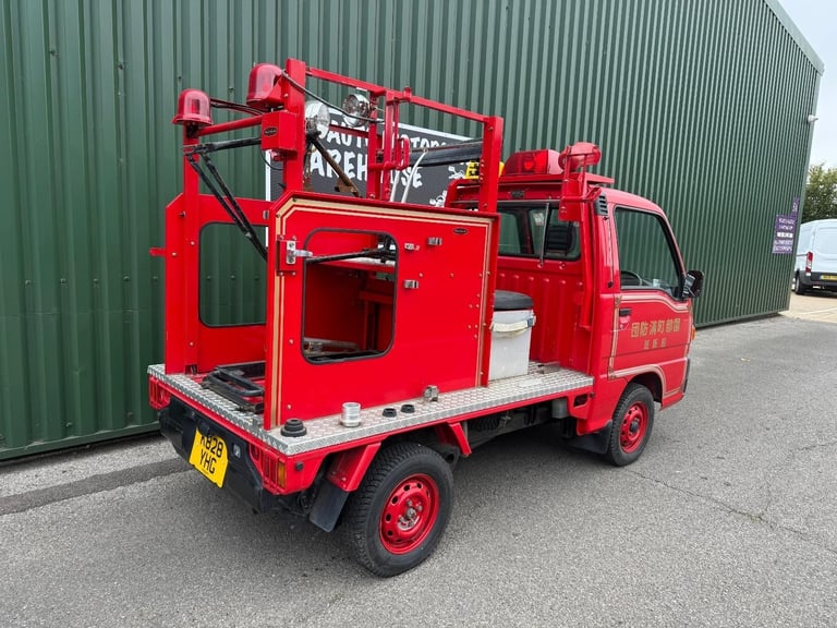 Subaru Sambar Dias Wagon 4WD Micro Fire Engine 1993 Model Paddock Yard Vehicle 