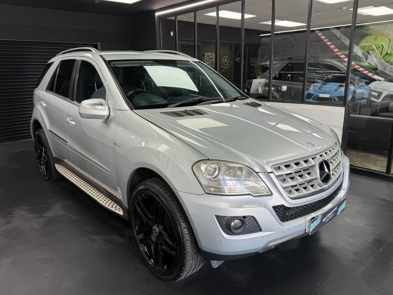 2010 Mercedes-Benz M-Class 3.0 ML300 CDI V6 BlueEfficiency Sport SUV 5dr Diesel Tiptronic 4WD Eur...