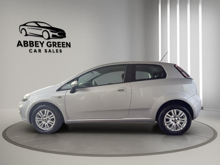 2013 Fiat Punto 1.4 Easy 3dr HATCHBACK Petrol Manual