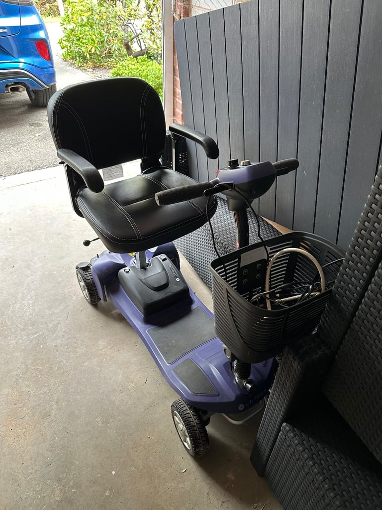 Care Co mobility scooter in nearly new condition