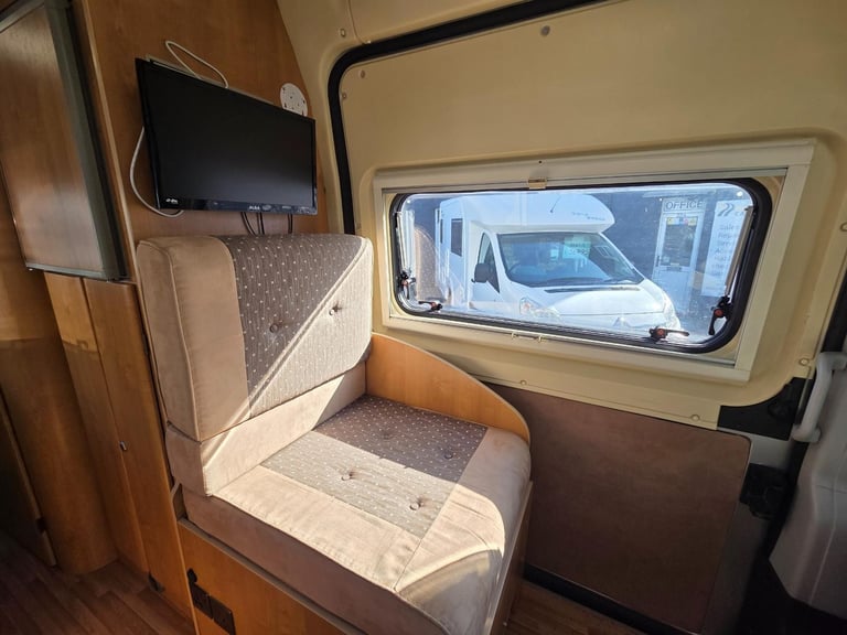 Trigano Tribute 550 2 berth motorhome DIESEL AUTOMATIC 2008/58