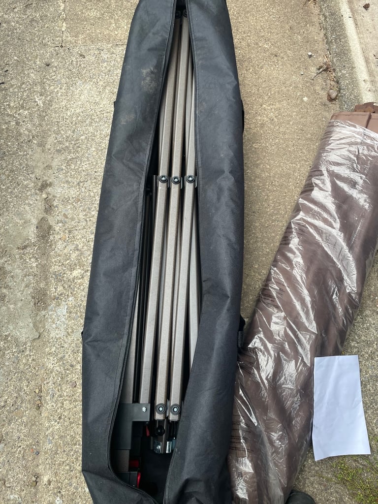 Outsunny metal pull out Gazebo 