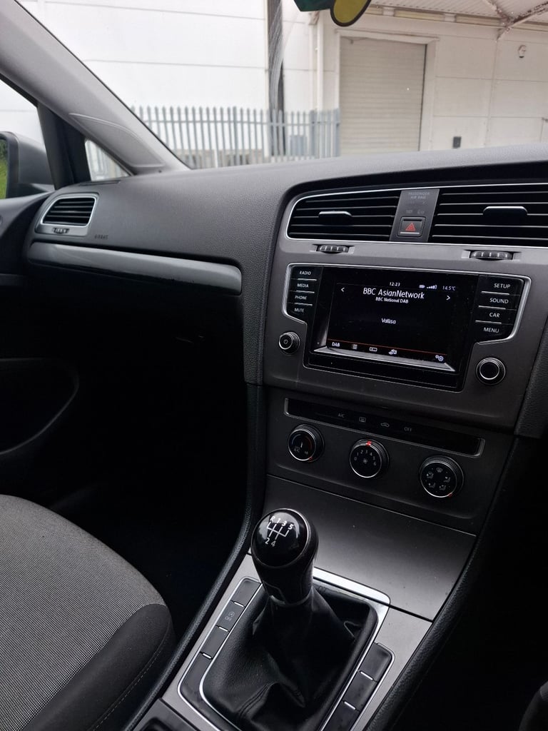 Volkswagen, GOLF, Hatchback, 2013, Manual, 1598 (cc), 5 doors