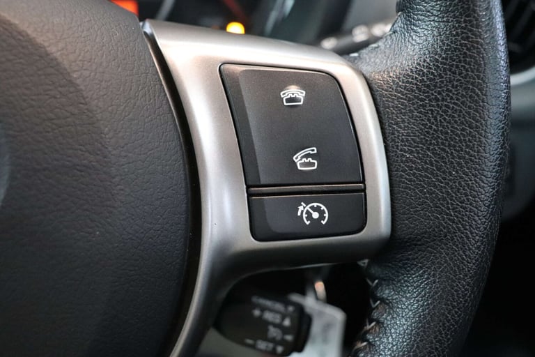 2016 Toyota Yaris 1.3 Yaris Icon VVT-I 5dr Hatchback Petrol Manual