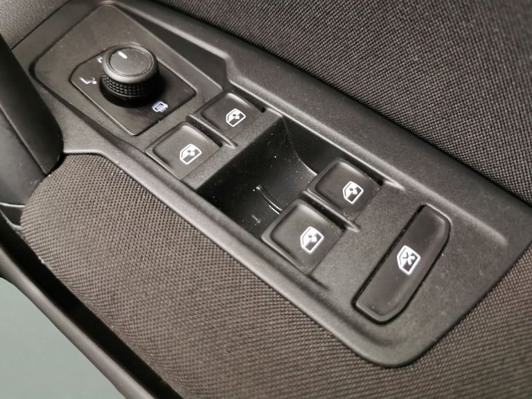 2022 Volkswagen Tiguan 1.5 TSI 150 Life 5dr ESTATE PETROL Manual