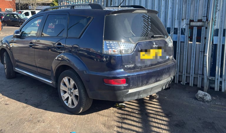 image for Breaking spare parts misubishi outlander 2012 2.2 4n14