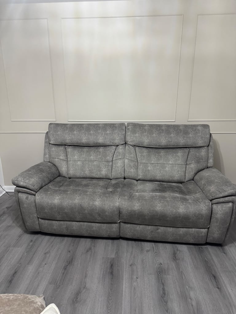 3 and 2 seater reclining sfs sofas 