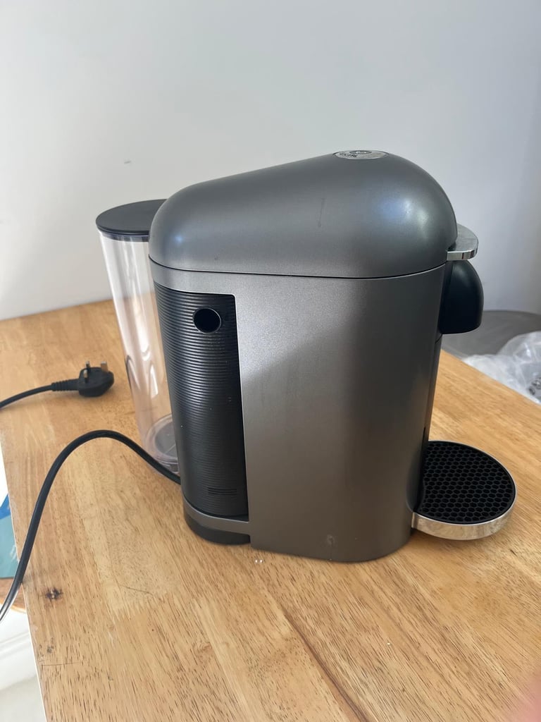Nespresso Vertuo Plus Coffee Machine
