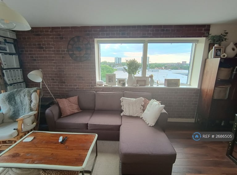 2 bedroom flat in Ryland Street, Birmingham, B16 (2 bed) (#2686505)