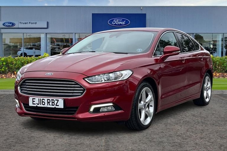 2016 Ford Mondeo 2.0 TDCi Titanium 5dr ** Sync 2 - Bluetooth / USB Connection ** Manual Hatchback...