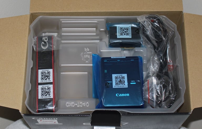 Canon R7 Body Never used
