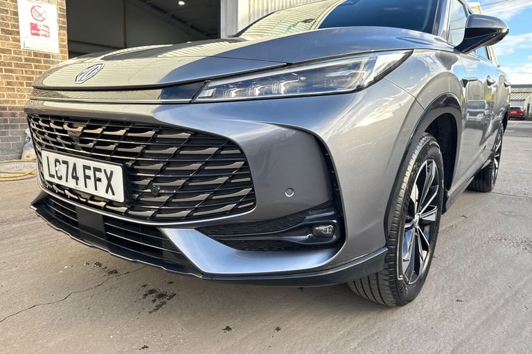 2024 MG MG HS 106290 Hatchback Petrol Manual