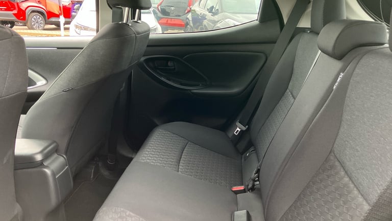 2023 Toyota Yaris 1.5 Hybrid Design 5dr CVT Hybrid Hatchback Hatchback Hybrid Automatic