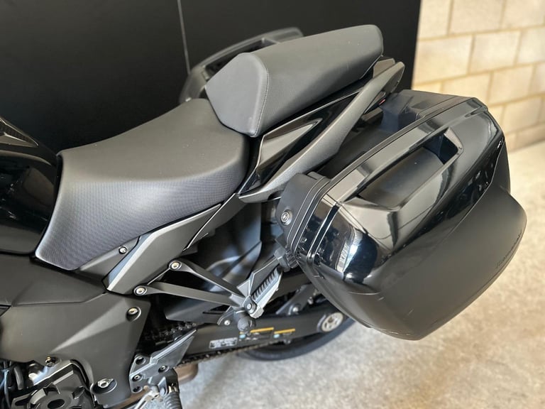 STUNNING LOW MILEAGE 2021/21 KAWASAKI NINJA 1000 SX TOURER MOTORCYCLE 