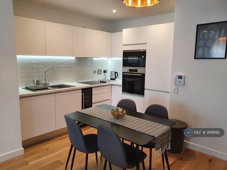 2 bedroom flat in Windmill Street, Birmingham, B1 (2 bed) (#2618192)