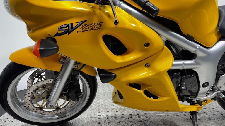 Suzuki SV650 SV650 2002 15K GOOD RUNNING CLASSIC A2 V TWIN CARBED BIKE