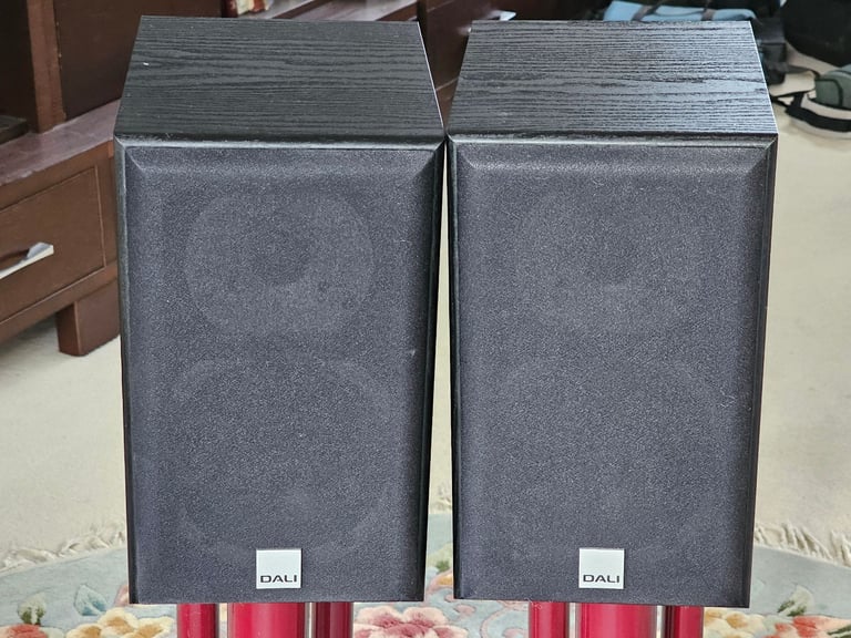 Dali Spektor 2 Bookshelf Speakers Black 