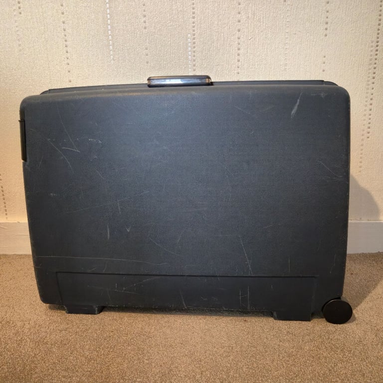 Delsey Club Hard Suitcase vintage 90s