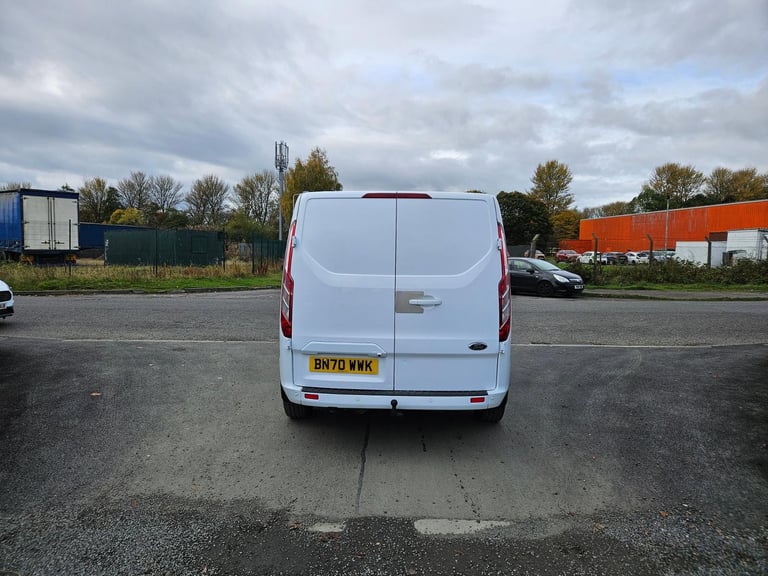 2020 ON 70 PLATE FORD TRANSIT CUTOM 320 130BHP LIMITED CREW VAN ULEZ FREE ZONE