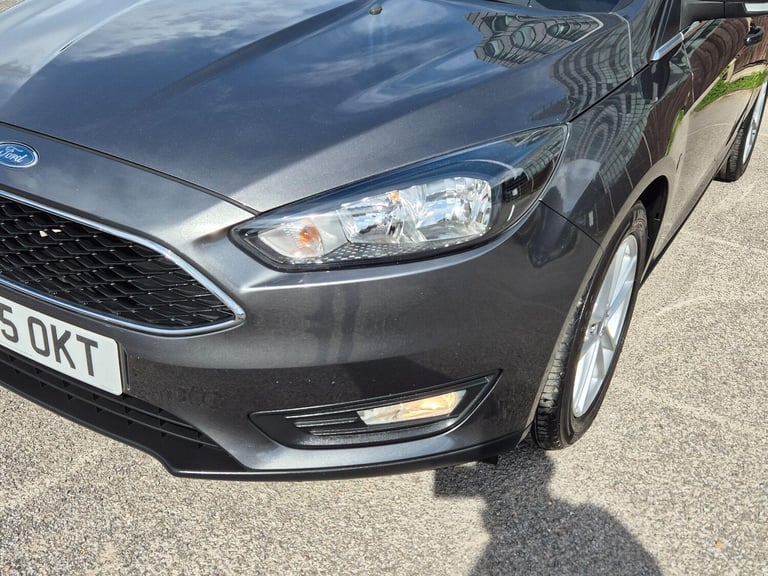 2015 Ford Focus 1.6 Zetec Powershift Euro 6 5dr HATCHBACK Petrol Automatic