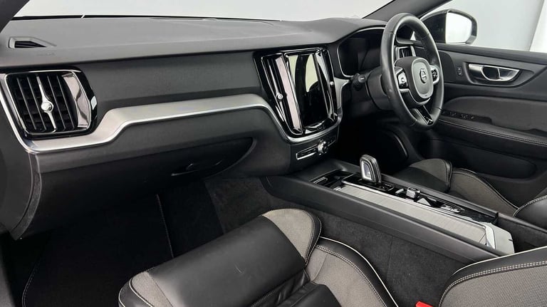 2021 Volvo V60 2.0 B3P R DESIGN 5dr Auto Estate Petrol Automatic
