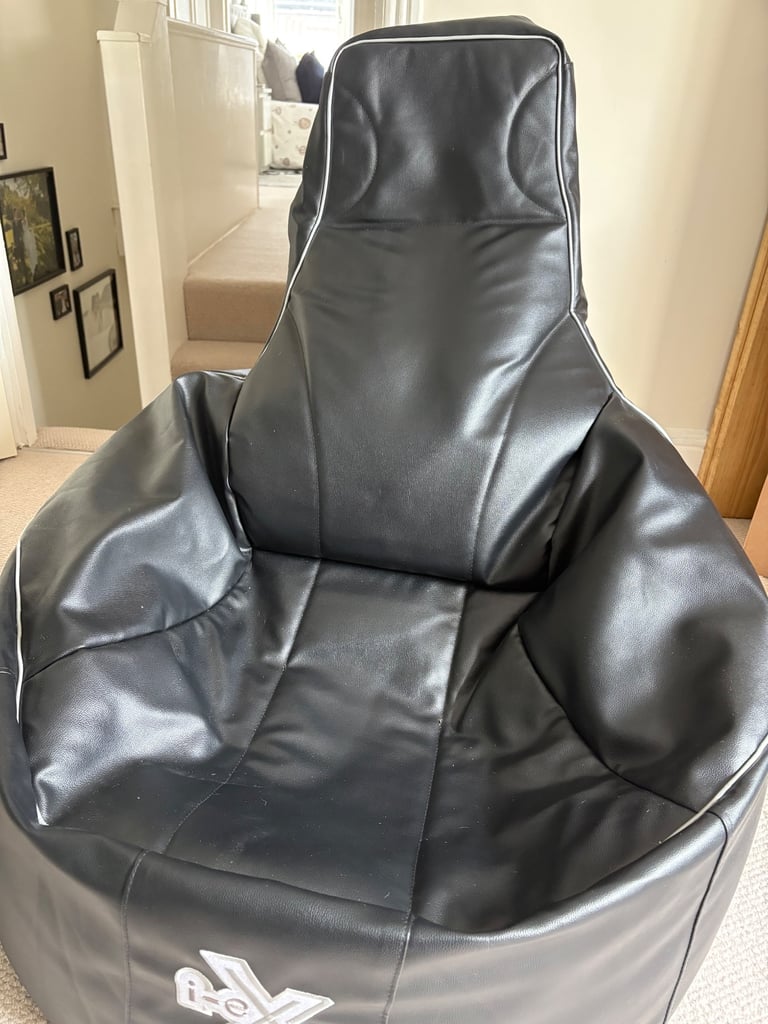 Leather gaming chair 