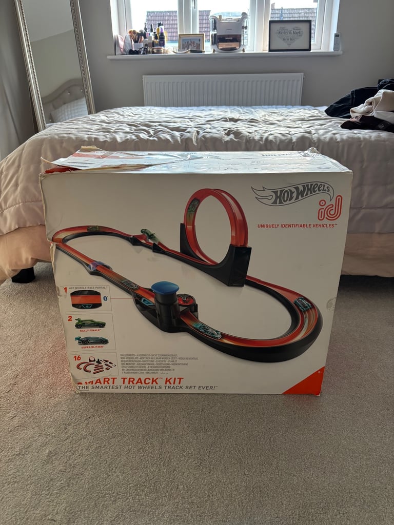 image for Hot wheels ID Track 