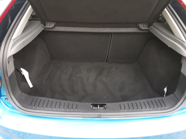 2009 Ford Focus 1.8 Zetec S 5dr HATCHBACK Petrol Manual