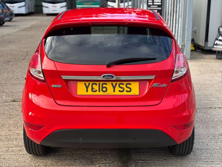 2016 Ford Fiesta 1.0 Fiesta Titanium 5dr Hatchback Petrol Manual