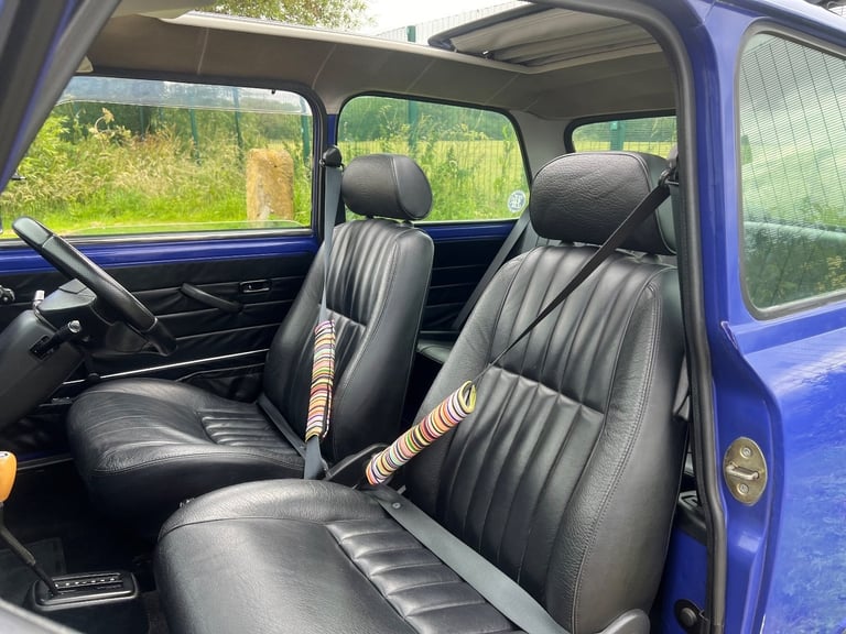 ROVER MINI PAUL SMITH RARE INVESTABLE CLASSIC MINI 1300 AUTOMATIC 1 OF 1800 MADE