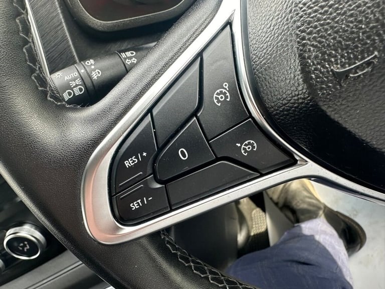 2023 Renault Trafic 2.0 dCi Blue 28 Sport+ Panel Van 5dr Diesel EDC SWB Euro 6 (s/s) (170 ps) PAN...