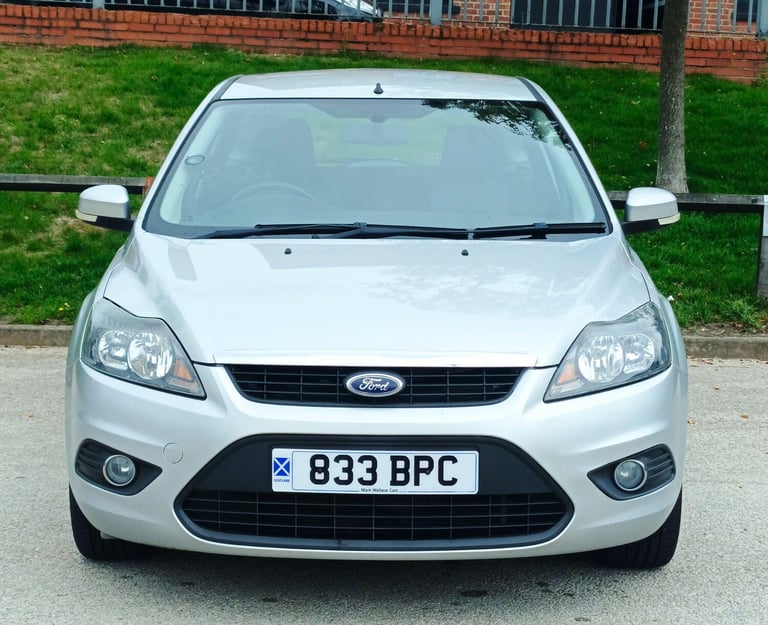2010 Ford Focus 1.6 Zetec 5dr ESTATE Petrol Automatic