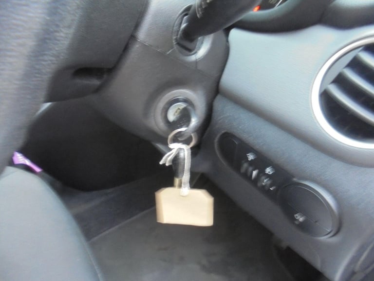 2013 Hyundai i10 1.2 Classic 5dr HATCHBACK PETROL Manual