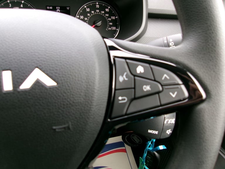 2023 Dacia Sandero 1.0 TCe Essential Euro 6 (s/s) 5dr HATCHBACK Petrol Manual