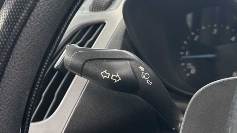 2015 Ford Tourneo Connect 1.6 TDCi Zetec 5dr Estate Diesel Manual