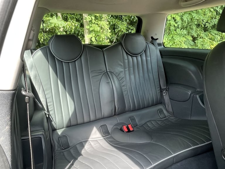 2006 MINI Hatch 1.6 Cooper Park Lane 3dr HATCHBACK Petrol Manual
