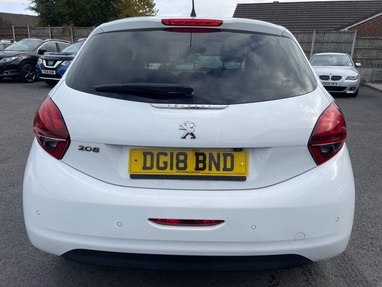 2018 Peugeot 208 1.2 PureTech Allure Premium 5dr HATCHBACK PETROL Manual