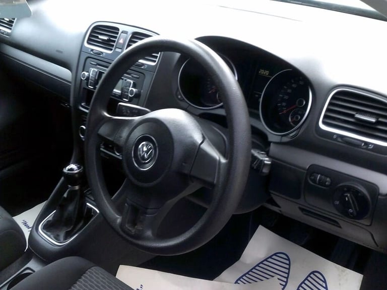 2011 Volkswagen Golf 1.6 TDI S Hatchback 5dr Diesel Manual Euro 5 (90 ps) Hatchback Diesel Manual