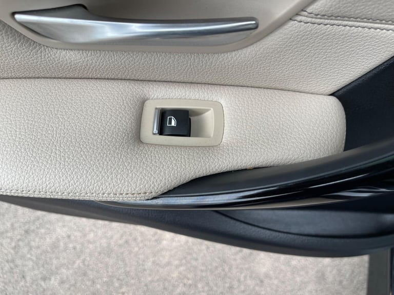 2016 BMW 3 Series 2.0 318d M Sport Auto Euro 6 (s/s) 4dr SALOON Diesel Automatic