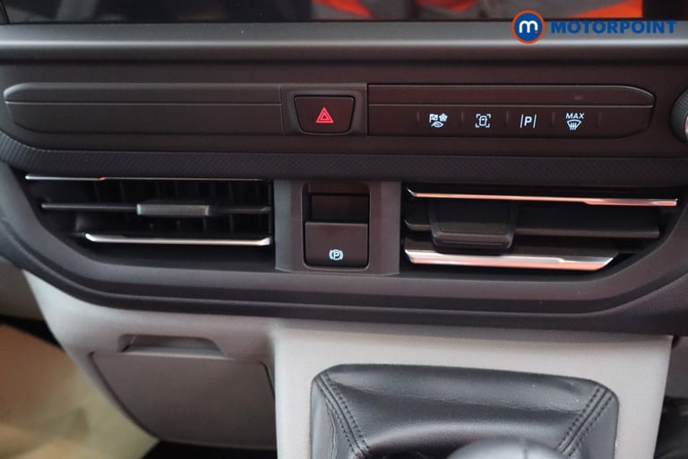 2025 Ford Transit Custom 2.0 EcoBlue 136ps H1 Double Cab Van Limited Crew Bus Diesel Manual