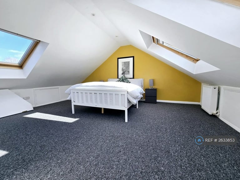 1 bedroom in St. Johns Road, Gillingham, ME7 (#2633853)